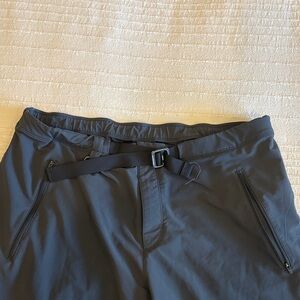 The North Face Black Elastic Waist Men’s Outdoor Pants XL